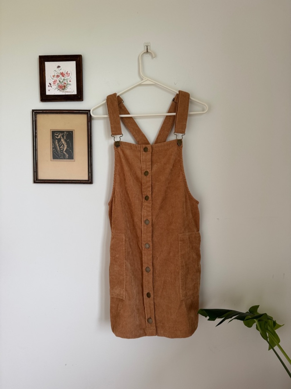 Kori Corduroy Jumper in Camel khaki tan with pockets. Great condition! Sz M